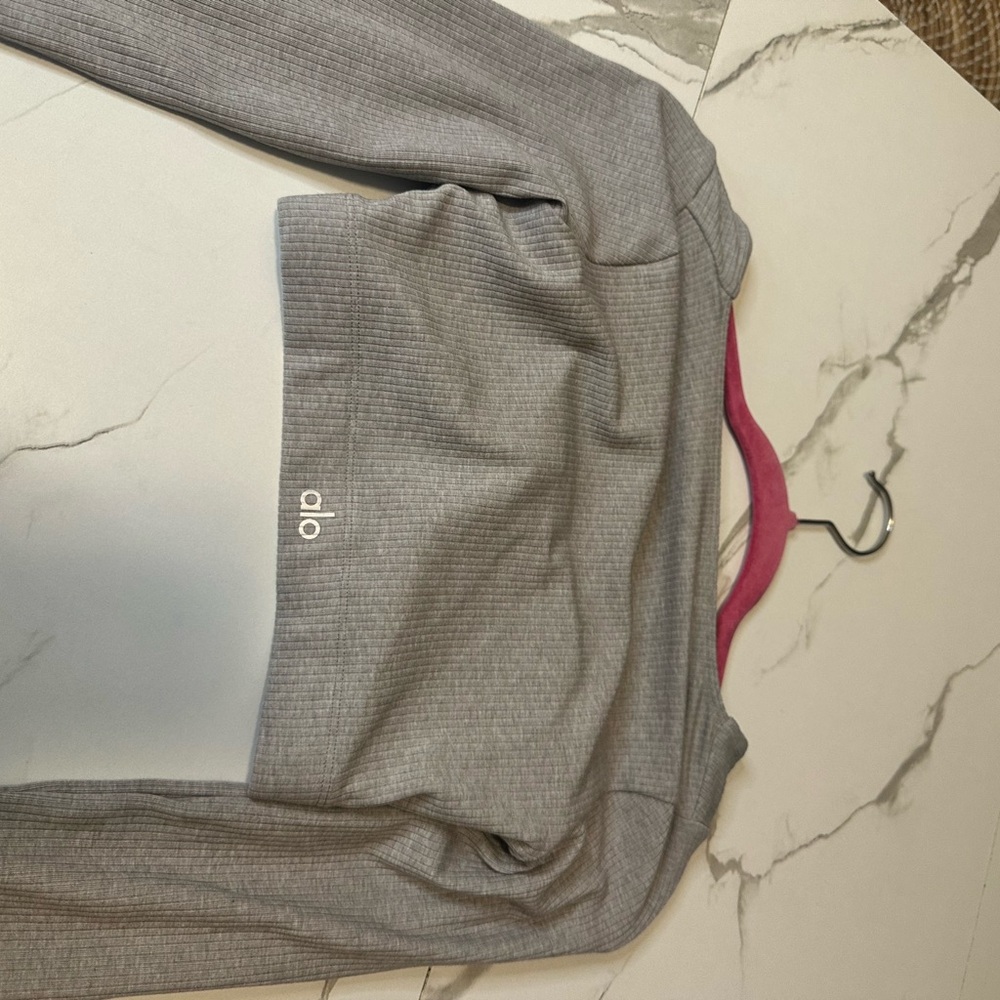 ALO Yoga Kids Gray Bottoms